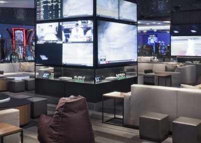 Sports Betting Lounges In NFL Stadiums, Welcomes Mobile Bettors